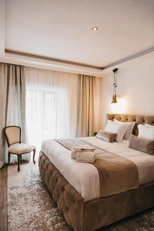 Hotel The Berg'S 2 Ocna Mures Zewnętrze zdjęcie