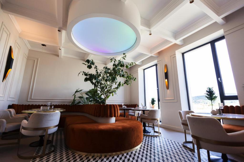 Hotel The Berg'S 2 Ocna Mures Zewnętrze zdjęcie