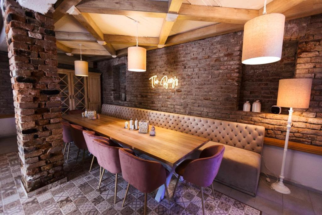 Hotel The Berg'S 2 Ocna Mures Zewnętrze zdjęcie